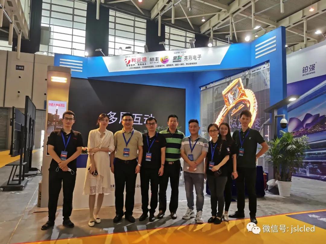展會第一天│江蘇亮彩,亮點(diǎn)等你來挖掘!